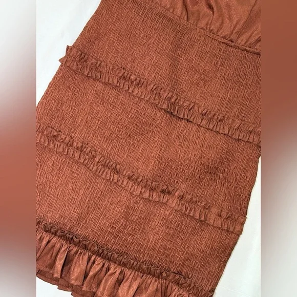 Women's Satin Copper Back Tie Smocked Mini Dress Size M NWOT Bella Mae - Picture 6 of 10